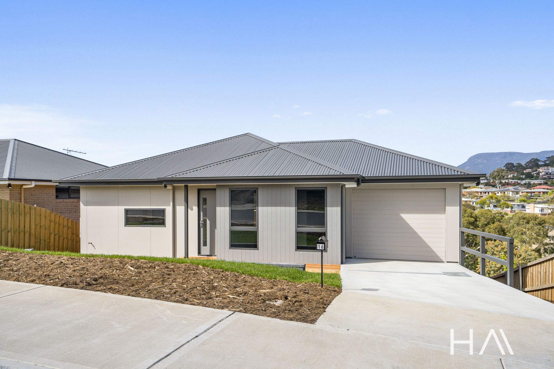 16 Stony Point Drive Austins Ferry, Austins Ferry - Thumbnail 2