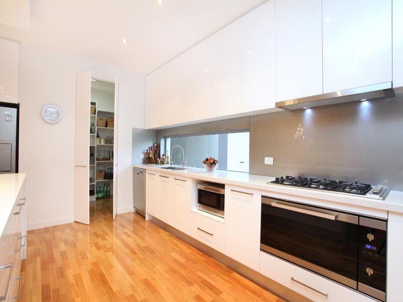 21 Bursaria Drive, Caroline Springs - Thumbnail 8
