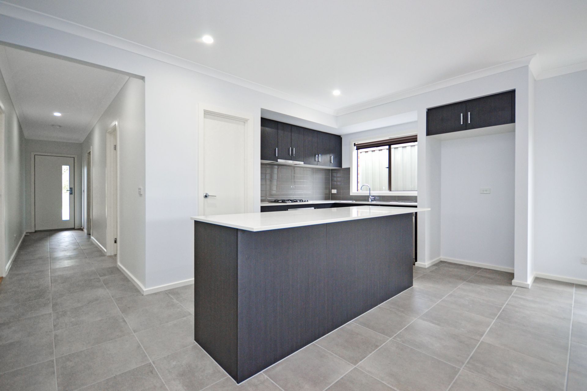 FAMILY HOME IN THE HEART OF WOLLERT