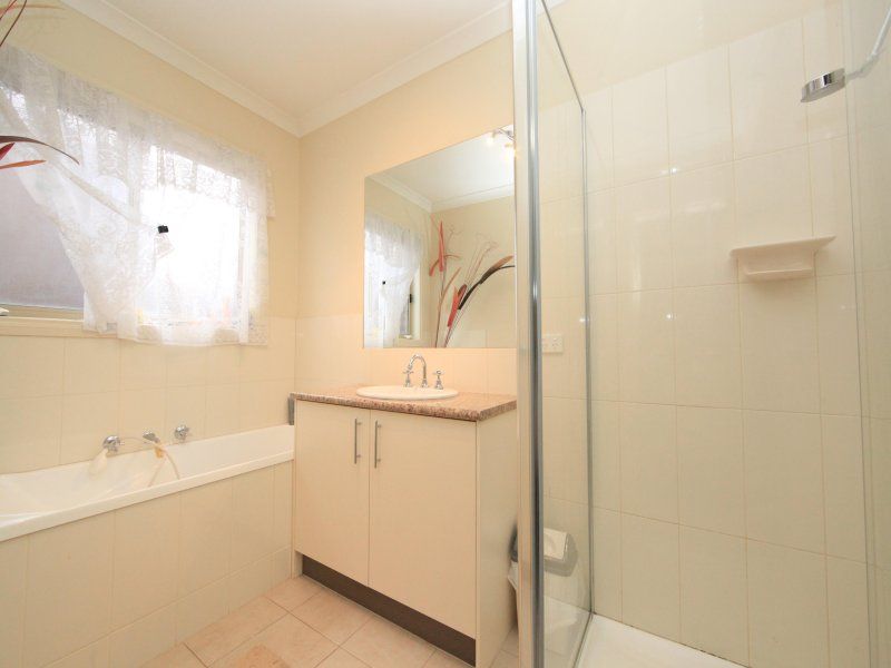10 Kepler Street MERNDA, Mernda - Thumbnail 6