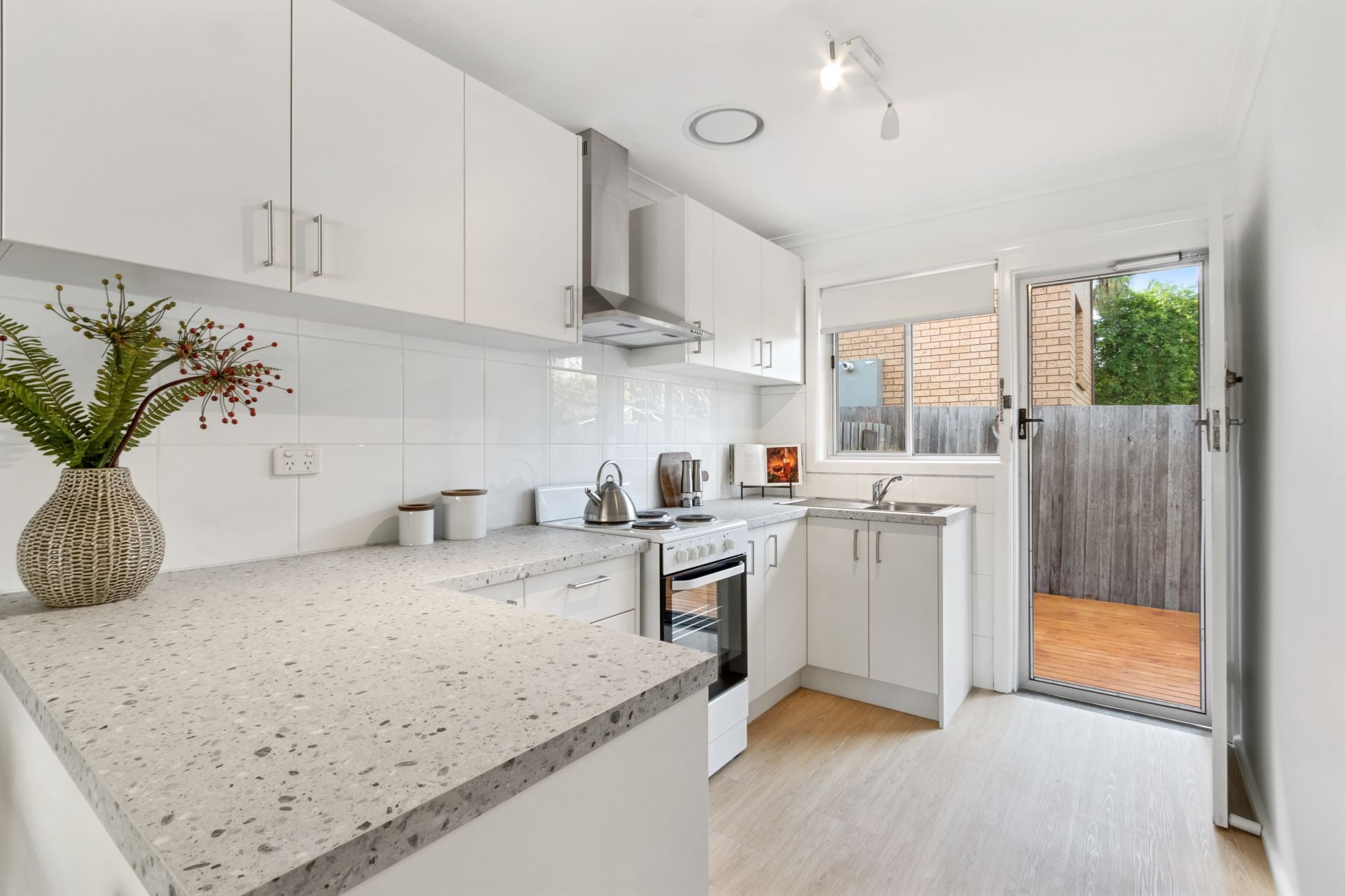 Exceptional Oakhill Opportunity