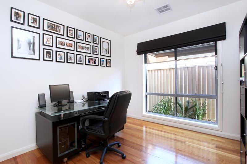 24 Broadway, Caroline Springs - Thumbnail 5
