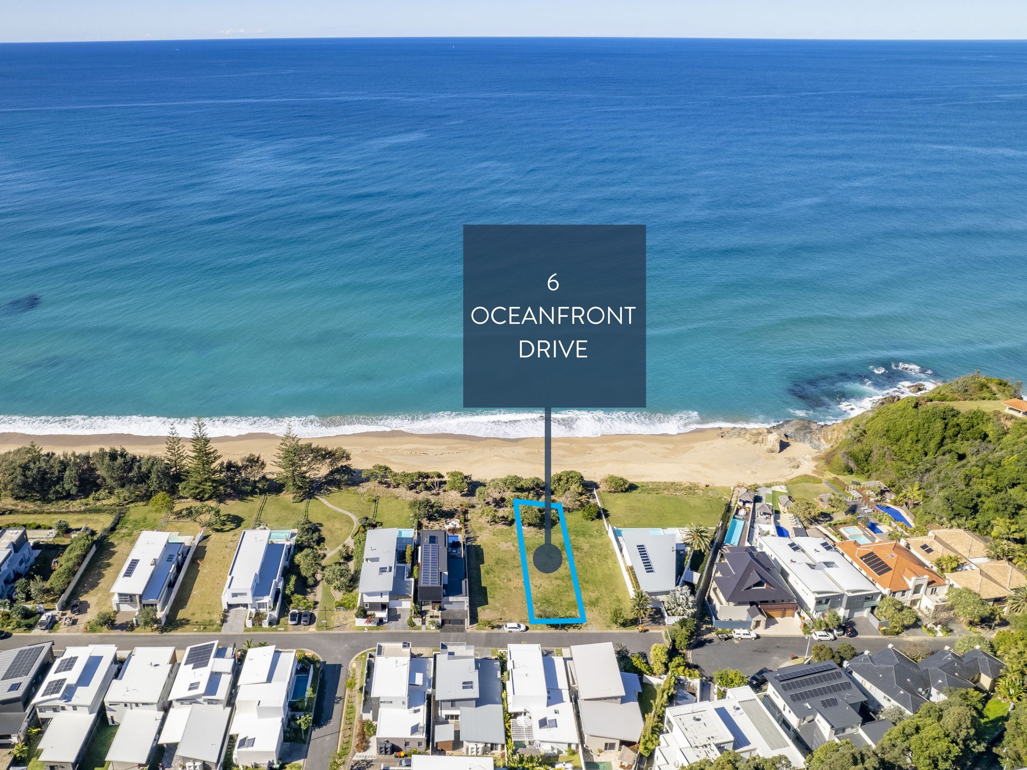 For Sale 6 Oceanfront Drive Sapphire Beach , NSW