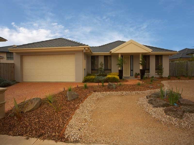 14 Scenic Drive, Sanctuary Lakes - Thumbnail 5