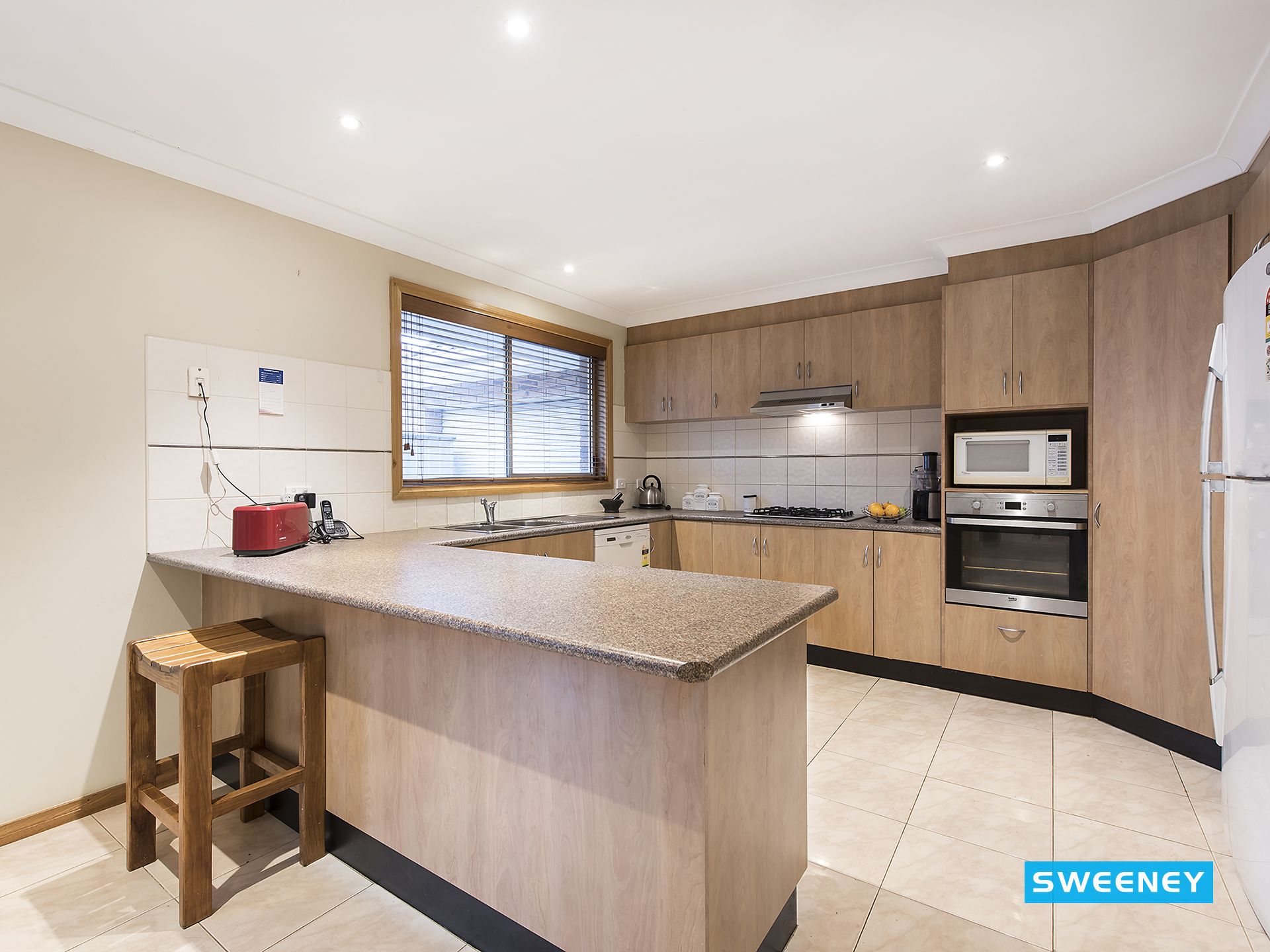 9 Springfield Close, Caroline Springs - Thumbnail 6