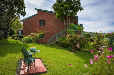 SUPERB SINGLE LEVEL IN A GREAT LOCATION