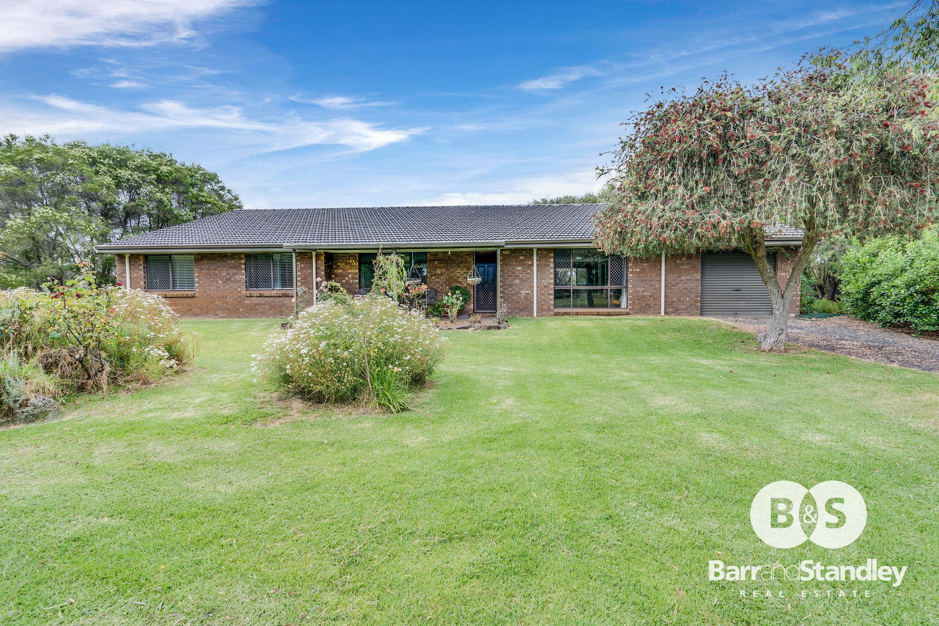 36 Meadow Lane, DARDANUP WEST Barr and Standley Real Estate