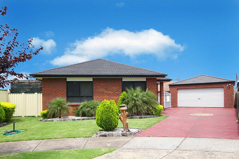 2 Exton Close, Epping