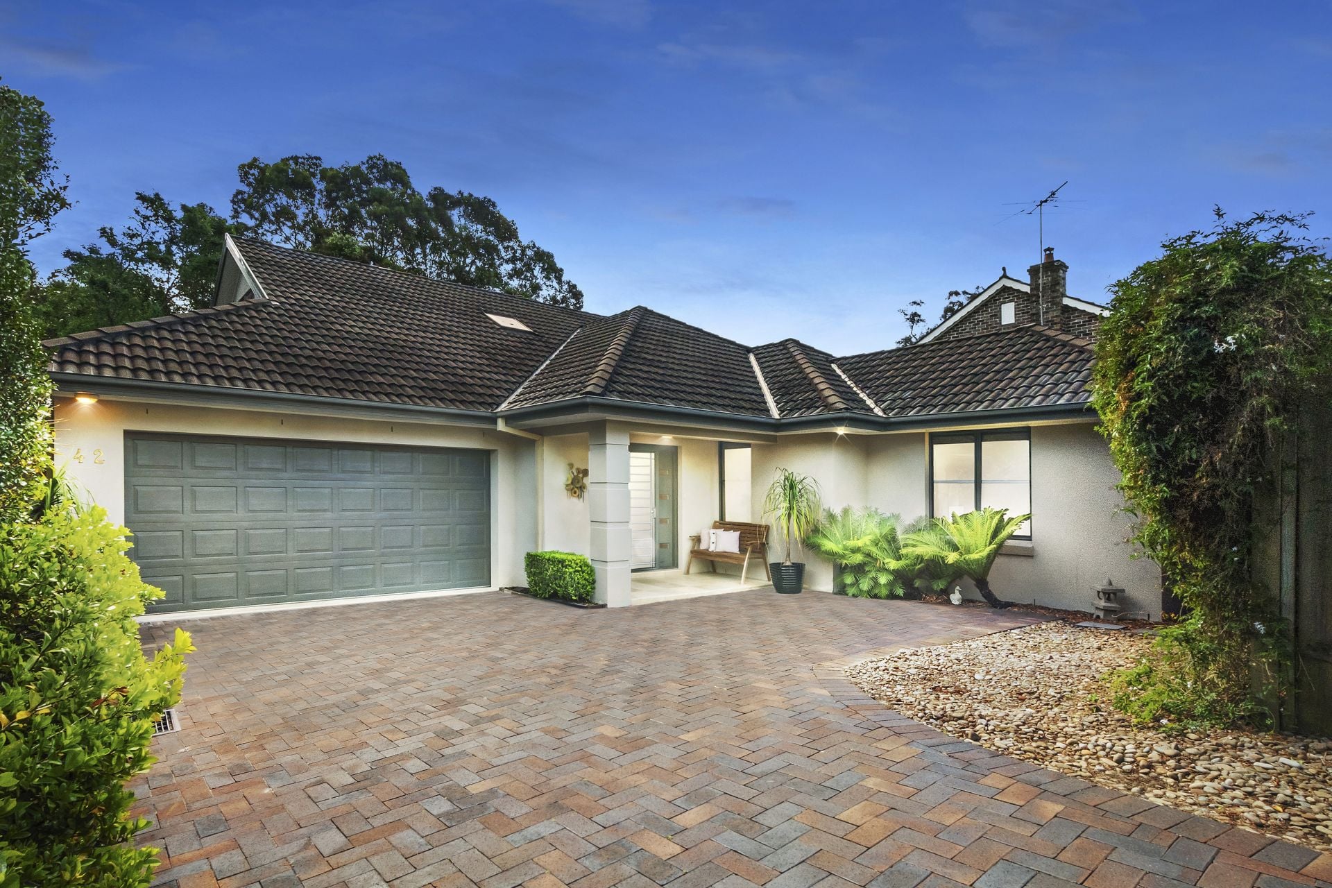 42 Westbrook Avenue, WAHROONGA McConnell Bourn Pty Ltd