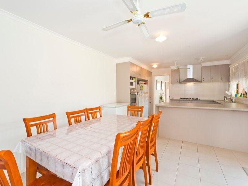 77 Imperial Drive COLAC VIC, Colac - Thumbnail 4