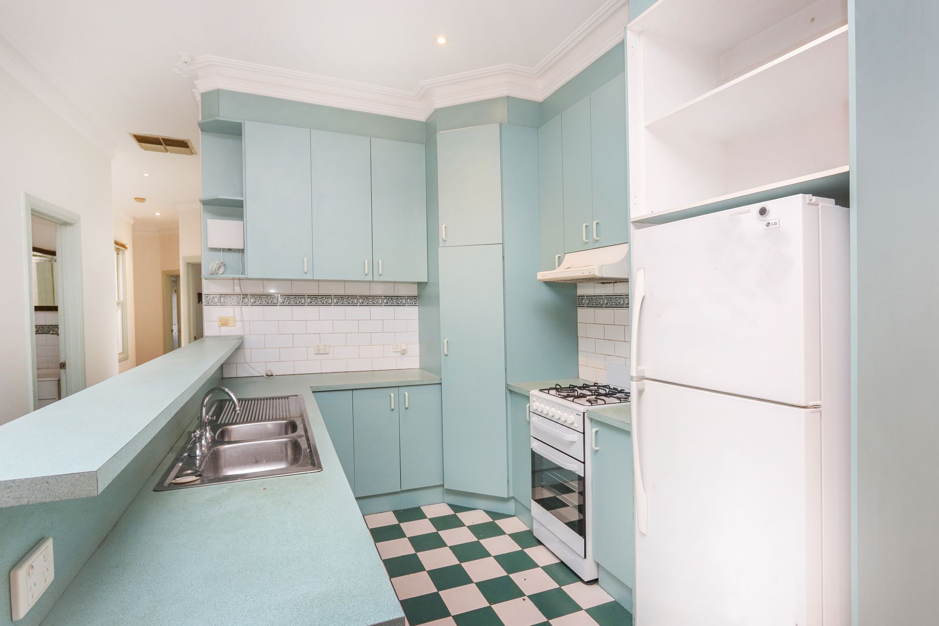 16 Berry Street Yarraville VIC, Yarraville - Thumbnail 7