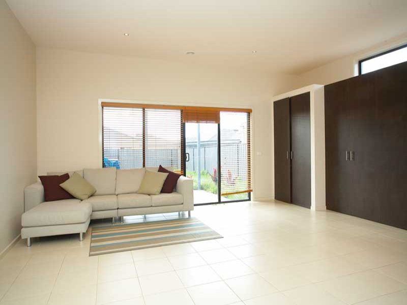 12 Bandler Park Way, Point Cook - Thumbnail 5