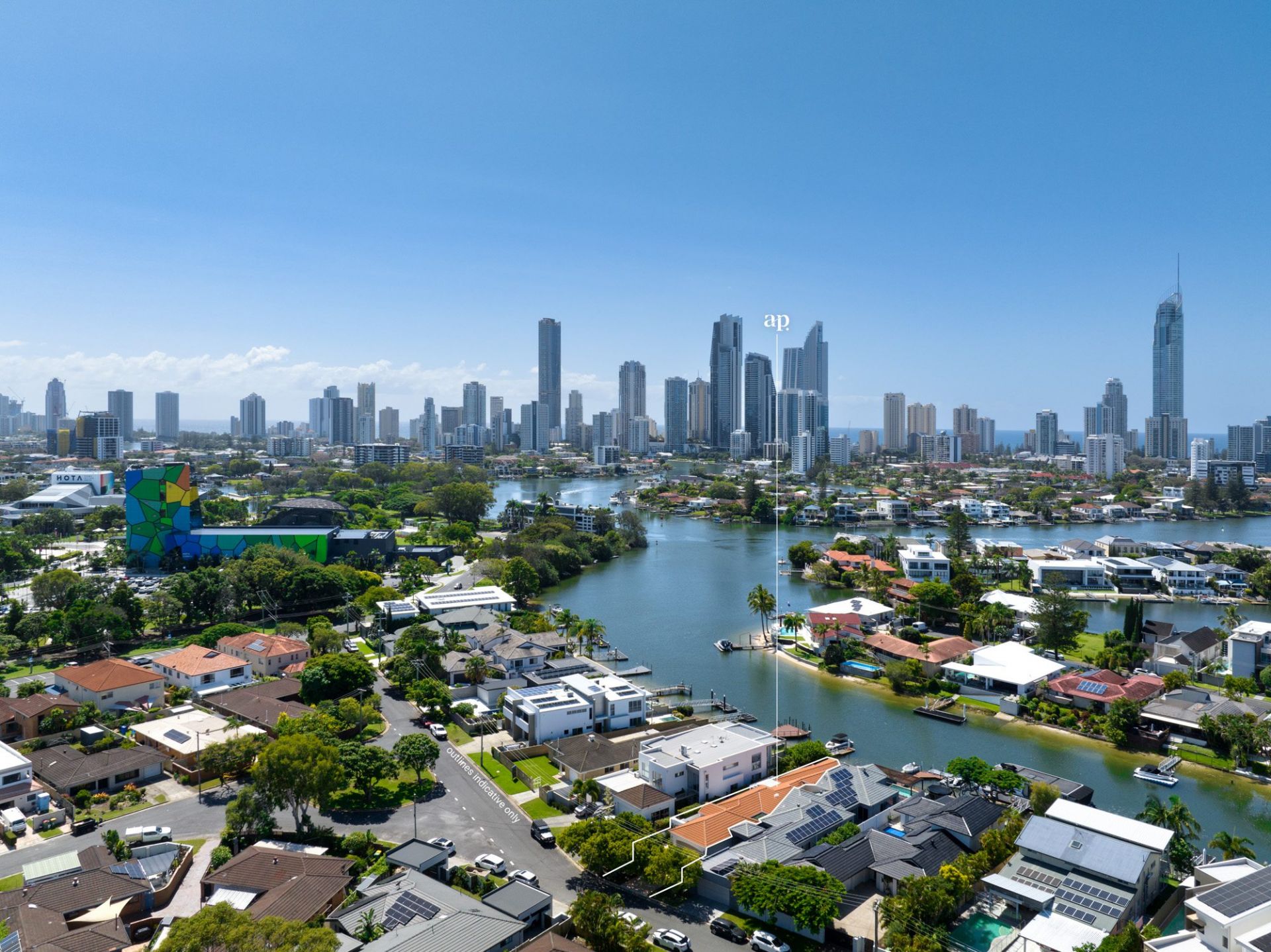 $ 1,760,000, Bundall - Thumbnail 8