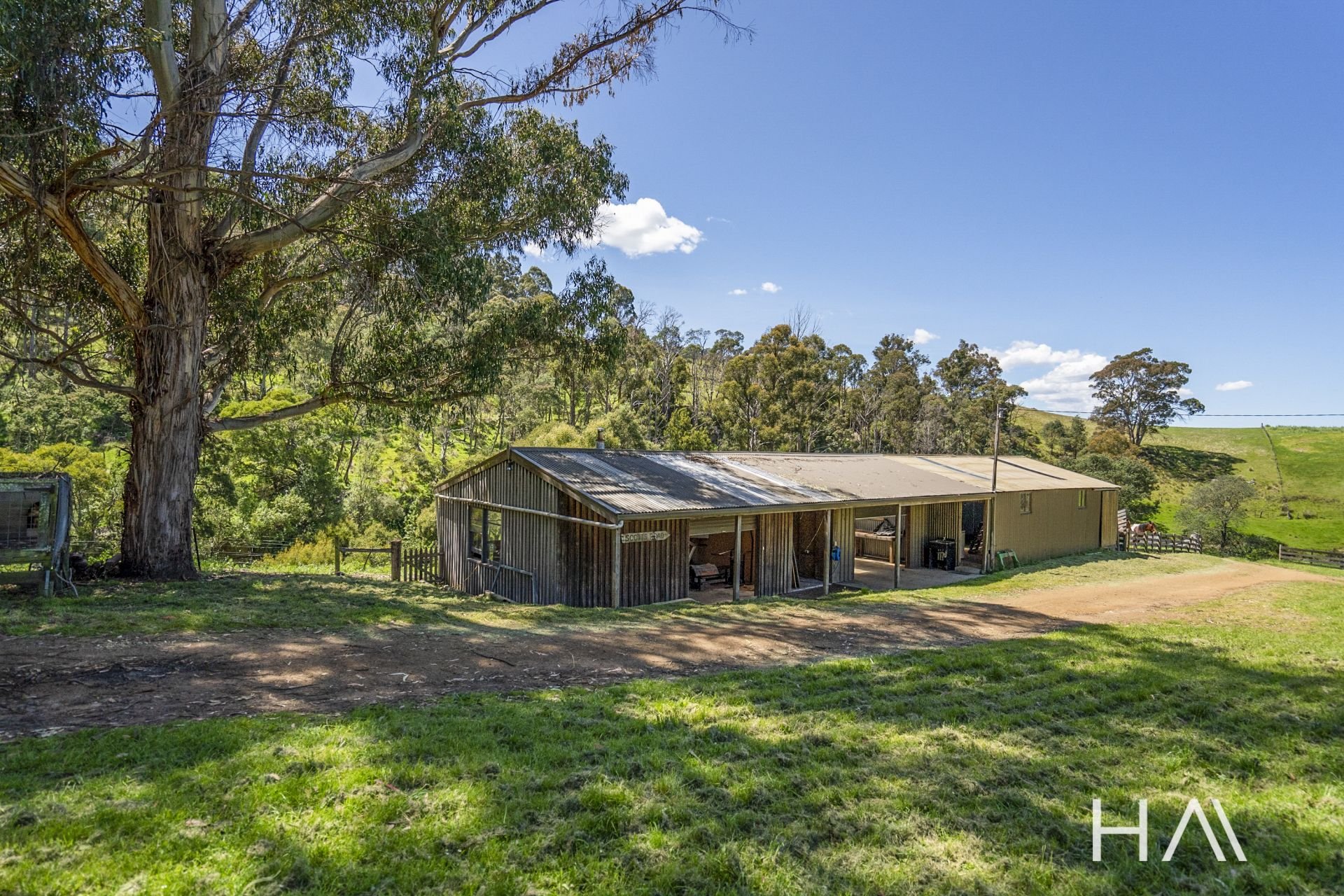 211 Scotts Road, Colebrook Harrison Agents