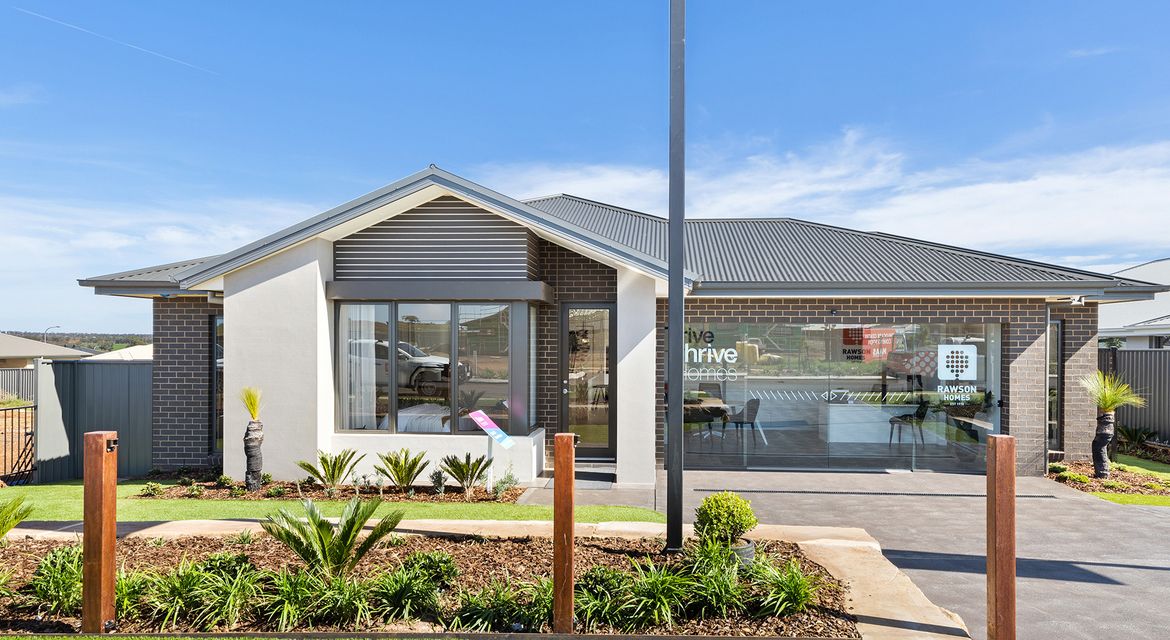 Dubbo 35 Azure Avenue