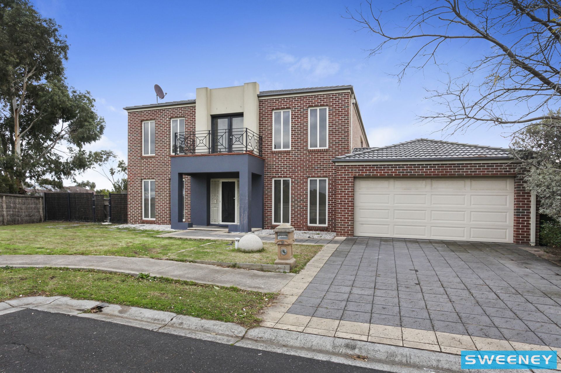 16 Herrington Turn, Caroline Springs - Thumbnail 3
