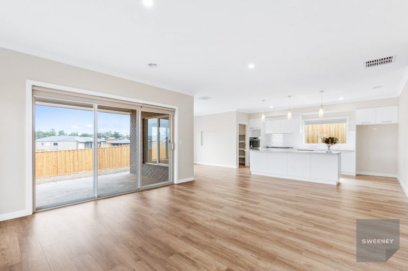 42 McLachlan Street, Bacchus Marsh - Thumbnail 8