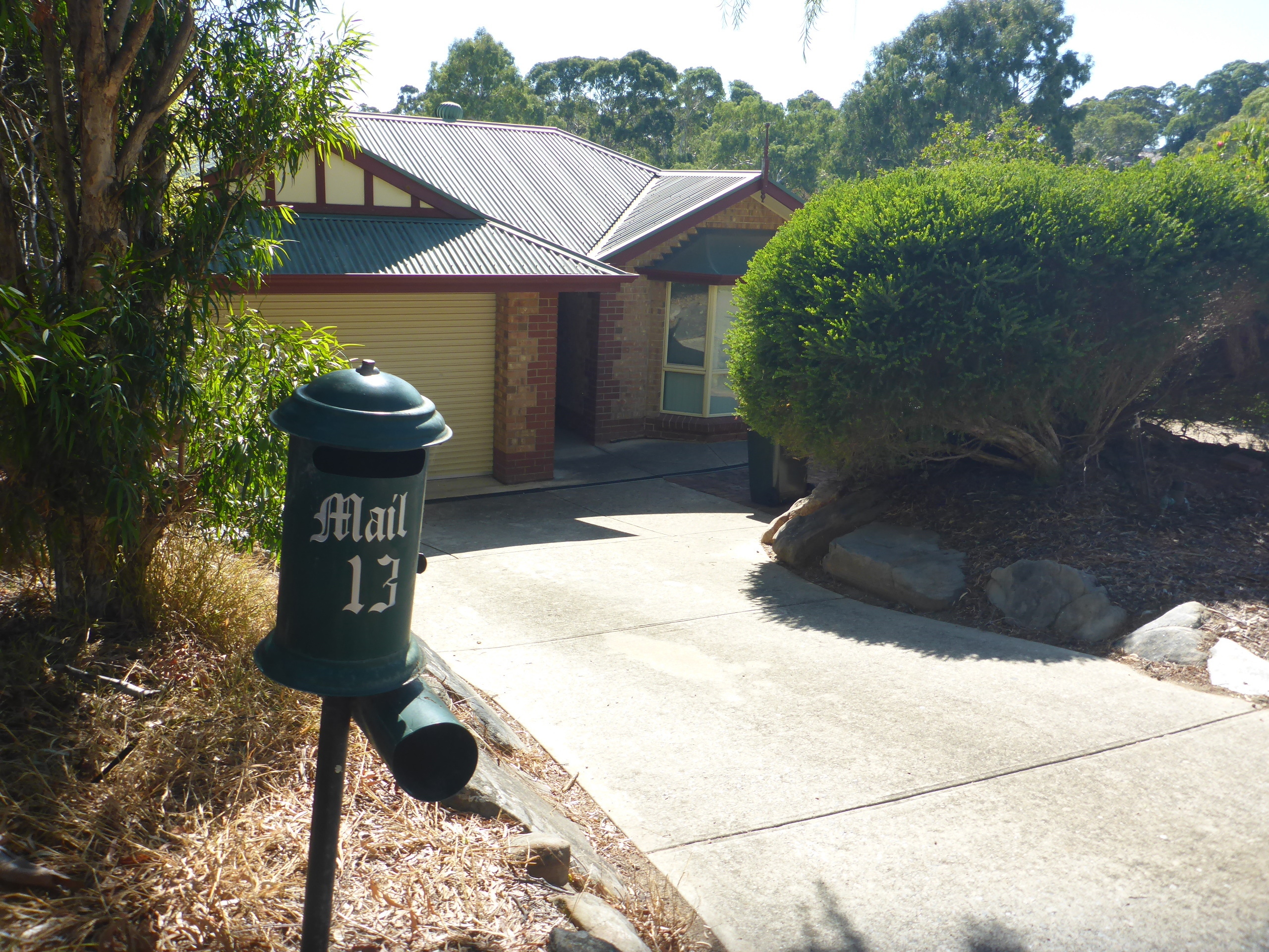 13 Lorikeet Grove Flagstaff Hill 5159