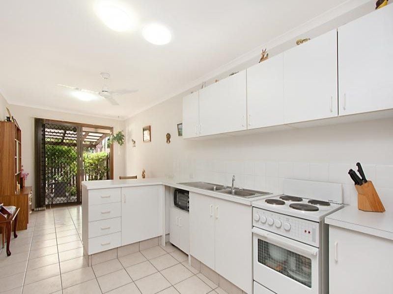 21/22B Kirkwood Road 'Glen Eagles' TWEED HEADS SOUTH NSW, 'Glen Eagles' Tweed Heads South - Thumbnail 3