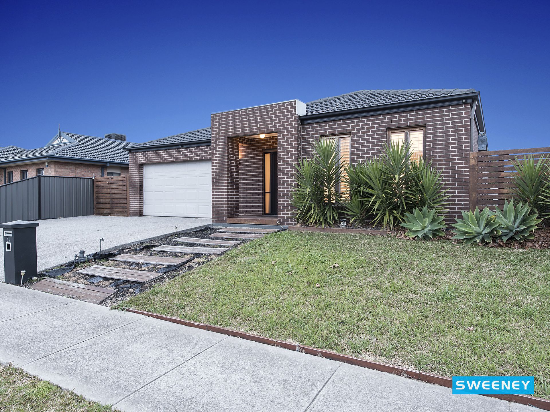 54 Windsor Boulevard, Derrimut - Thumbnail 2