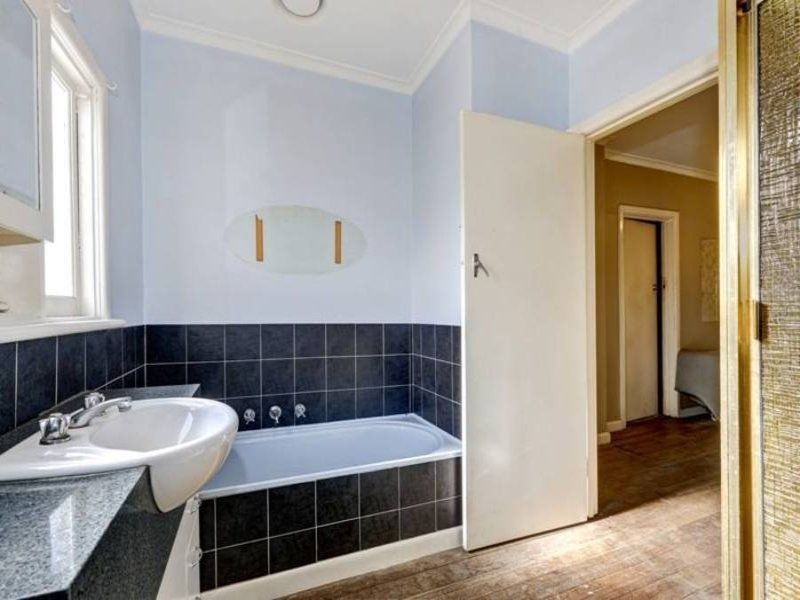 22 Edward Avenue, Altona North - Thumbnail 6