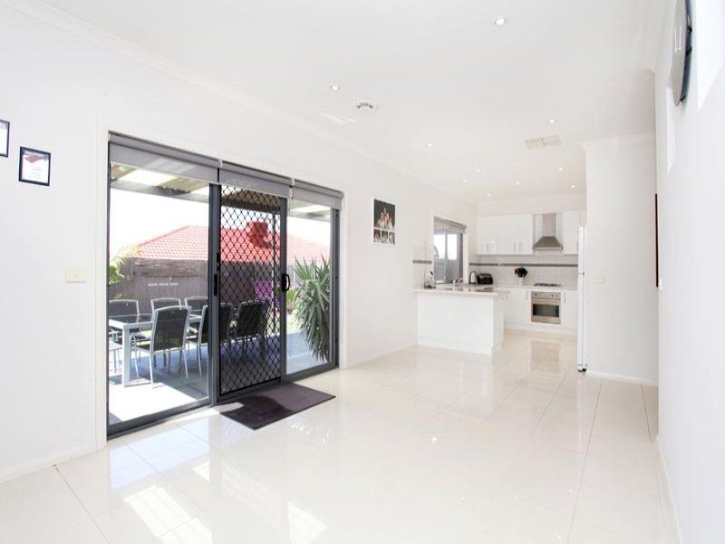 7 Waterside Drive, Burnside Heights - Thumbnail 6