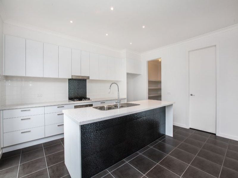 33 The Esplanade, Caroline Springs - Thumbnail 7