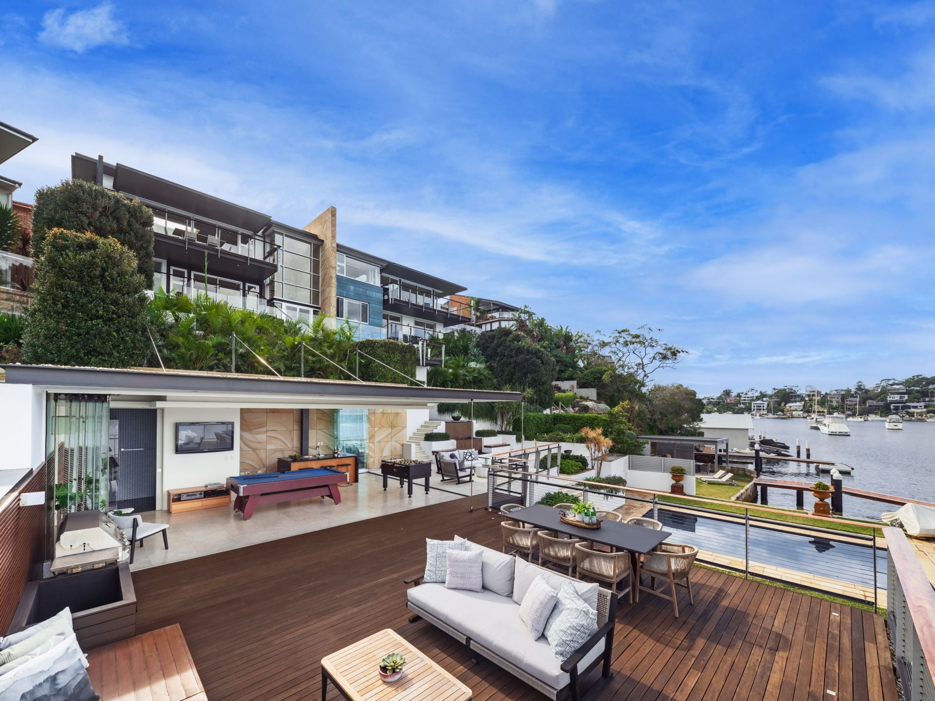 6 Irwine Road, Caringbah South NSW, Caringbah South - Thumbnail 2