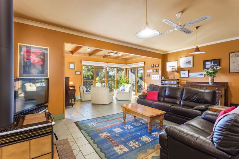 9 Saratoga Avenue Barwon Heads VIC, Barwon Heads - Thumbnail 3