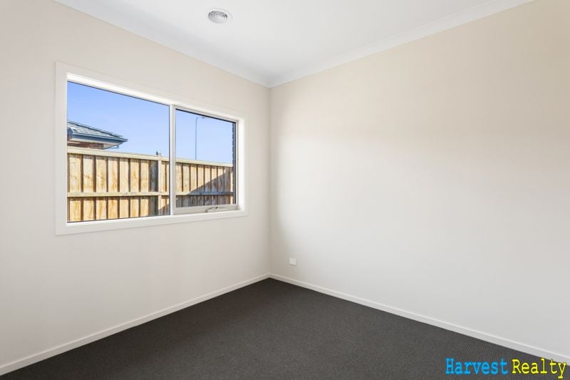 2 Ember Street Clyde VIC, Clyde - Thumbnail 5