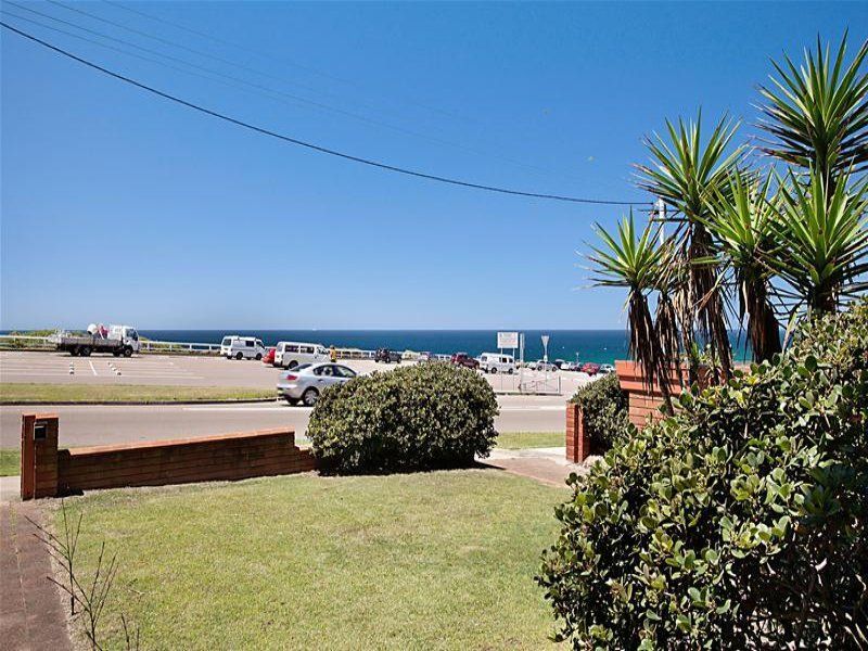 Sold property 98 Memorial Drive BAR BEACH , NSW 2300