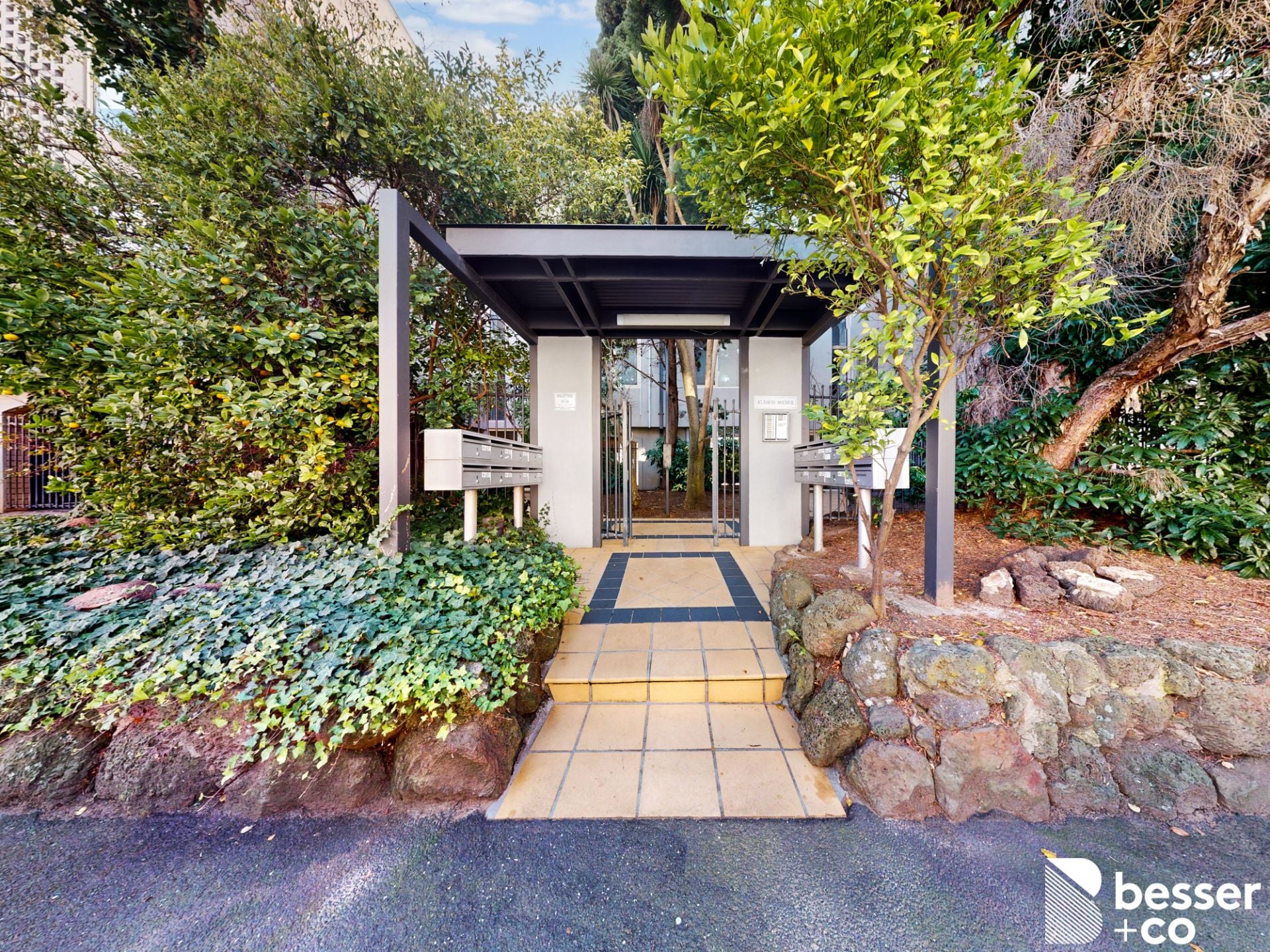 10/43 Davis Avenue, South Yarra - Thumbnail 2