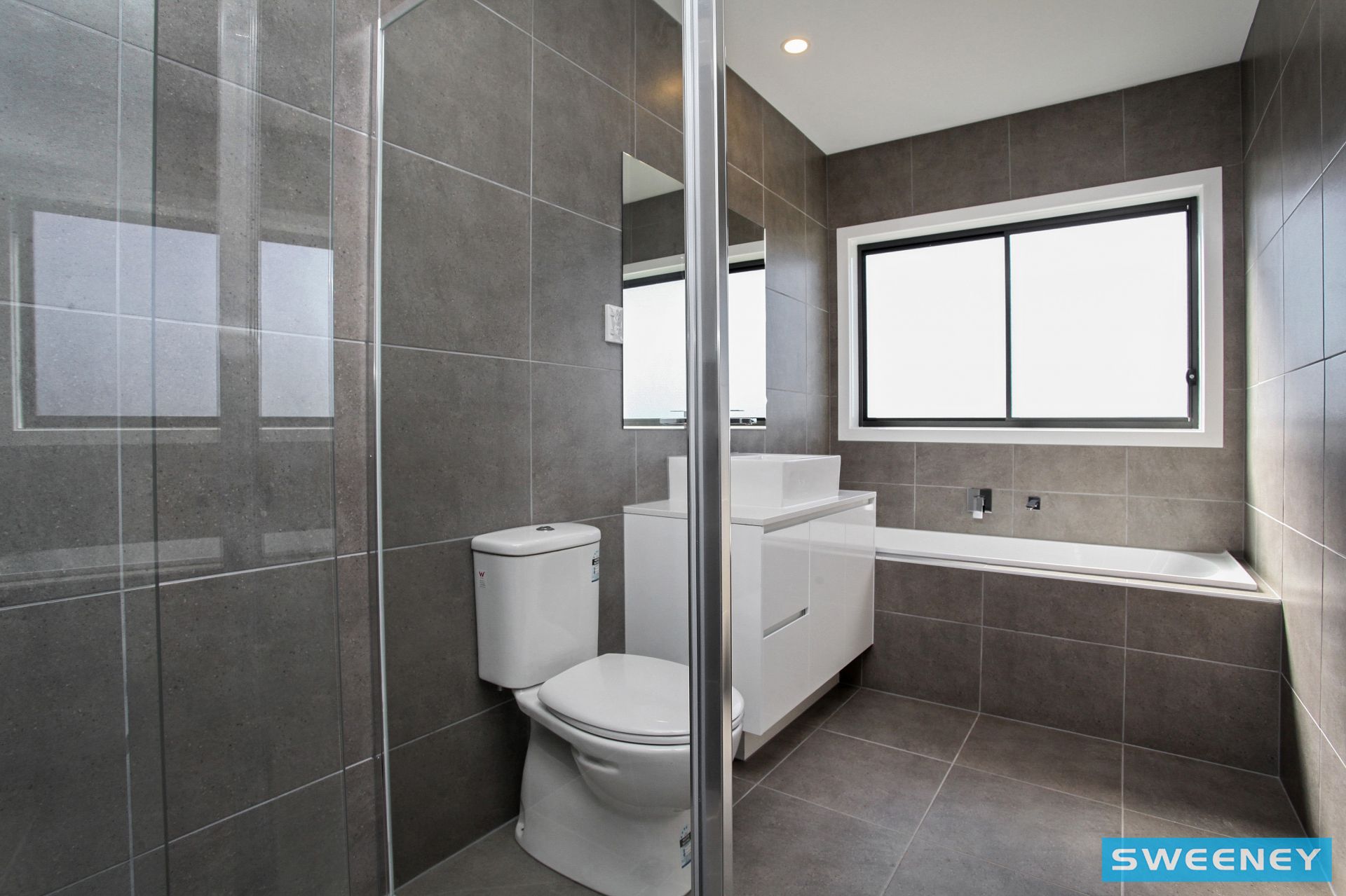 2/42 Lorimer Street, Caroline Springs - Thumbnail 6
