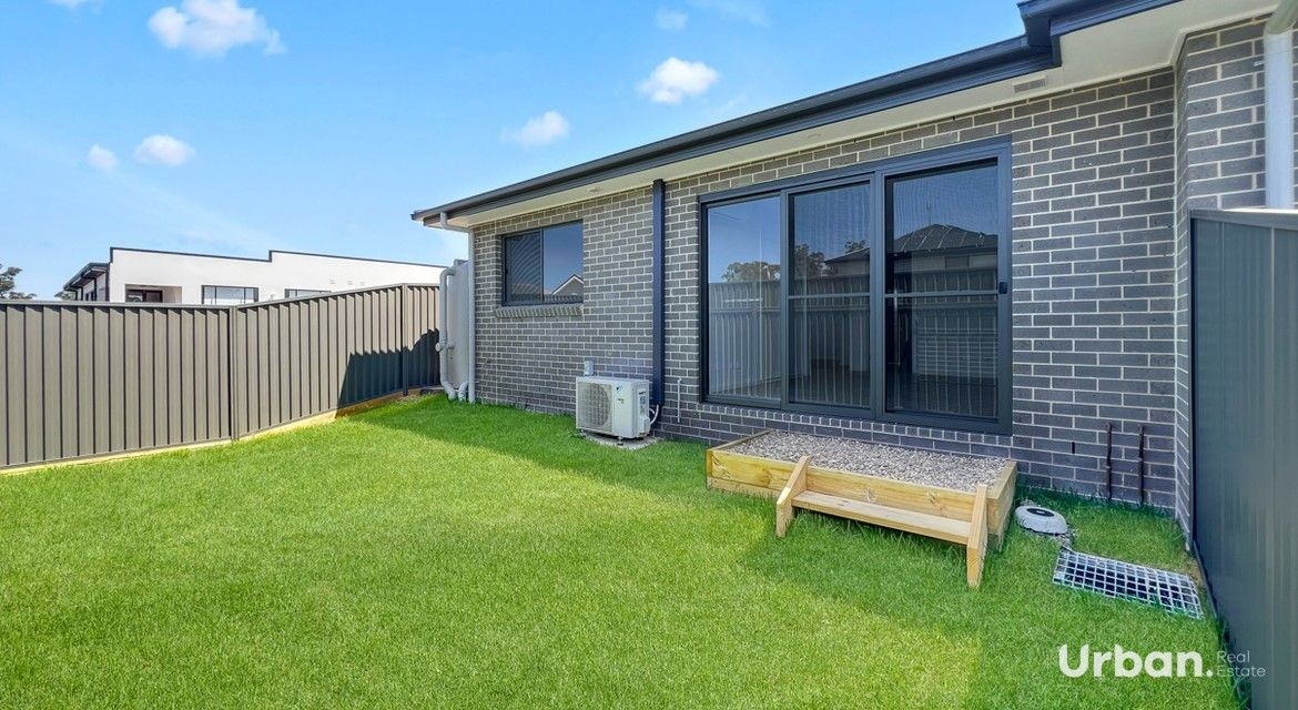 Tahmoor 45A Dulcimere Street