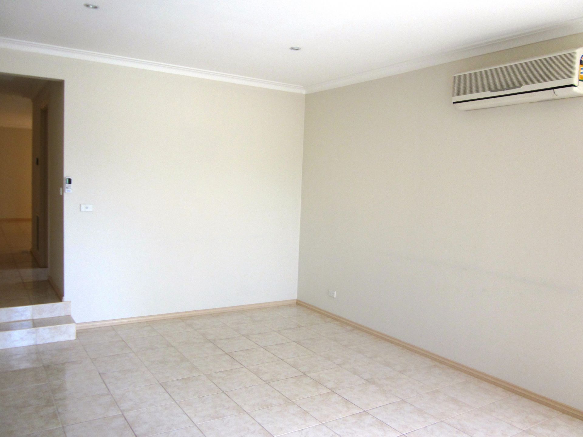 SUPERB FAMILY HOME IN AN EXCELLENT LOCATION!