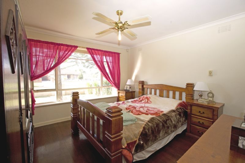 3 Sydney Street, Avondale Heights - Thumbnail 4
