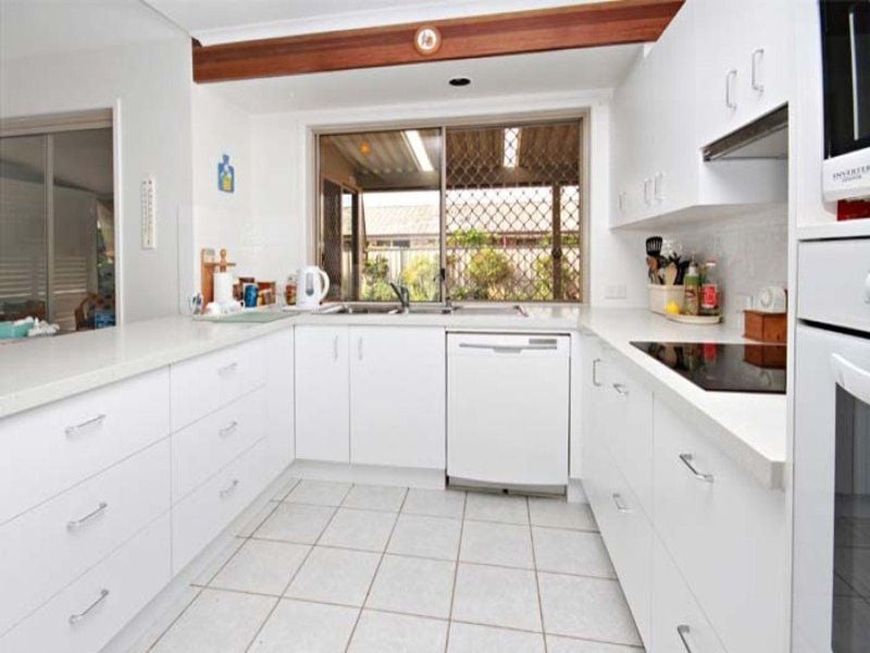 4 Sunpointe Street MAROOCHYDORE QLD, Maroochydore - Thumbnail 4