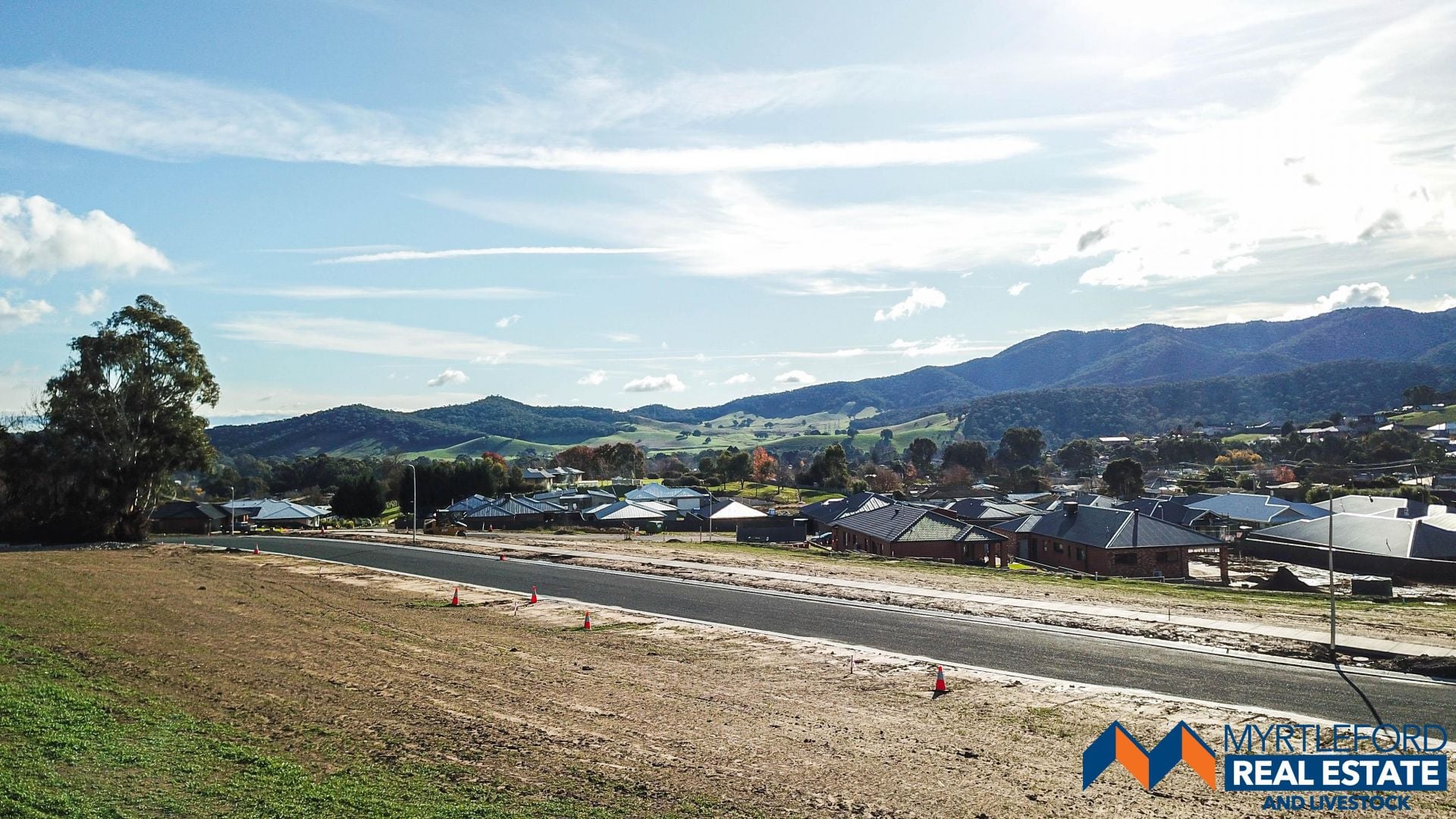 0 Washington Parade, MYRTLEFORD, Myrtleford - Thumbnail 2