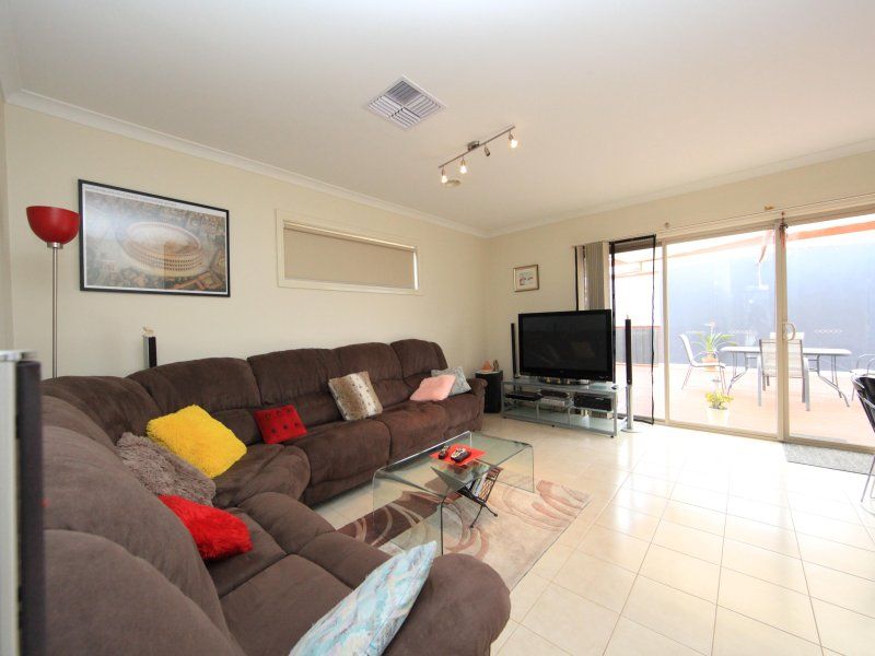 10 Kepler Street MERNDA, Mernda - Thumbnail 7