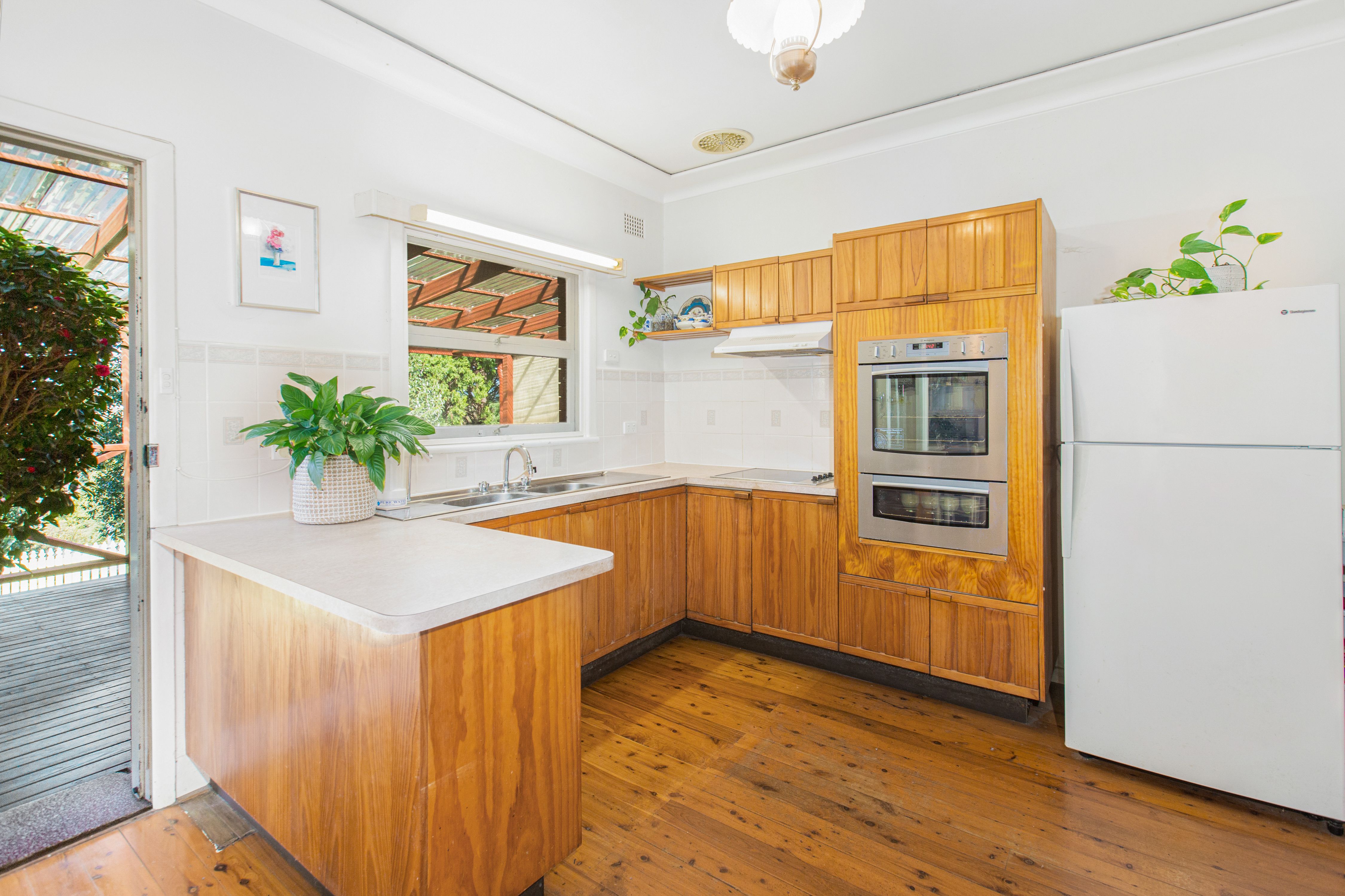 Real Estate For Sale 23 Meredith Avenue Hornsby Heights , NSW