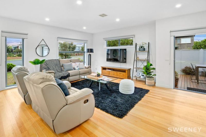 18 Maidstone Street, Altona - Thumbnail 8