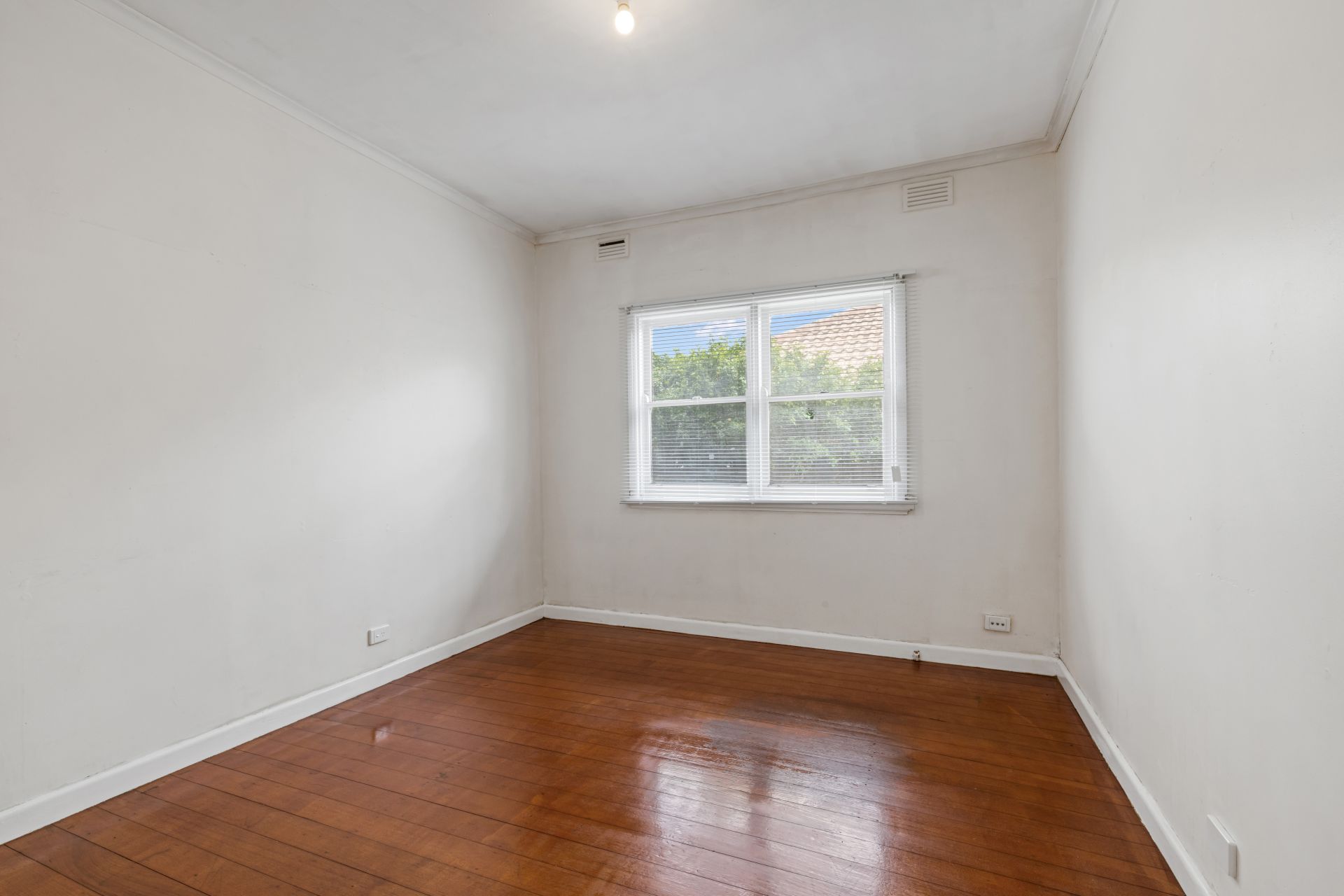 Spacious unit