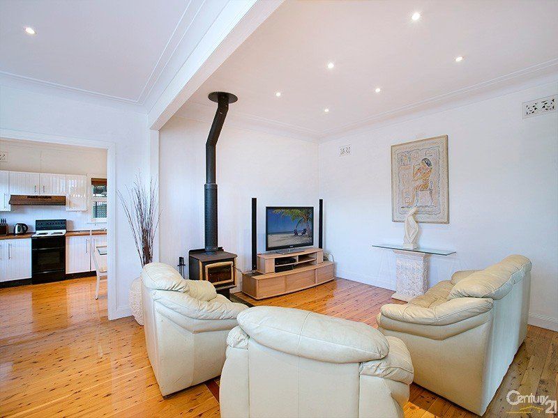 7 Tenth Ave, OYSTER BAY, Oyster Bay - Thumbnail 3