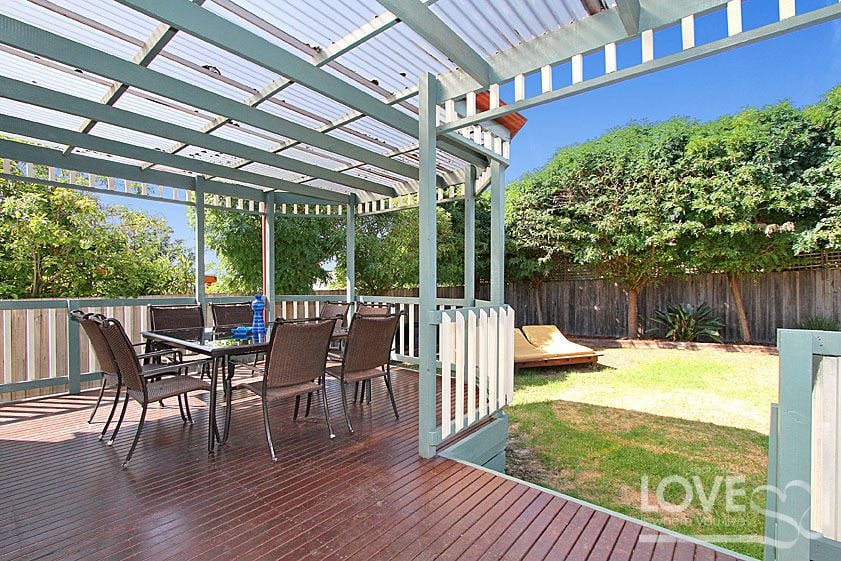 Grand Living In The Heart Of The Oakhill Estate