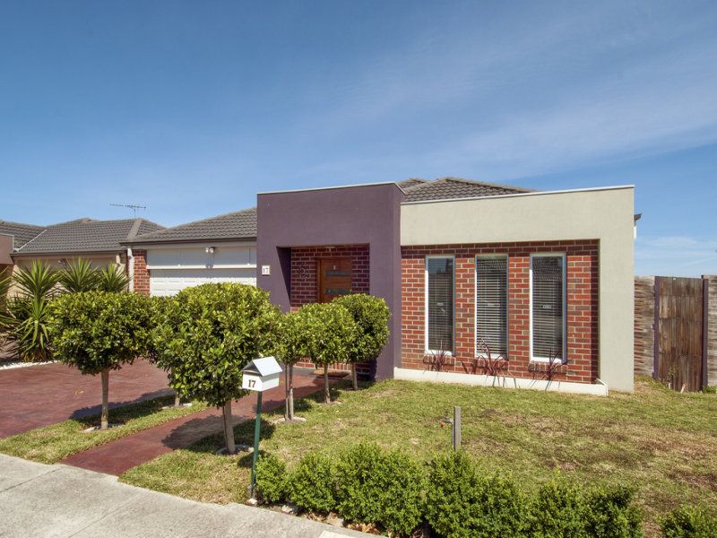 17 Songbird Crescent, SOUTH MORANG, South Morang - Thumbnail 2