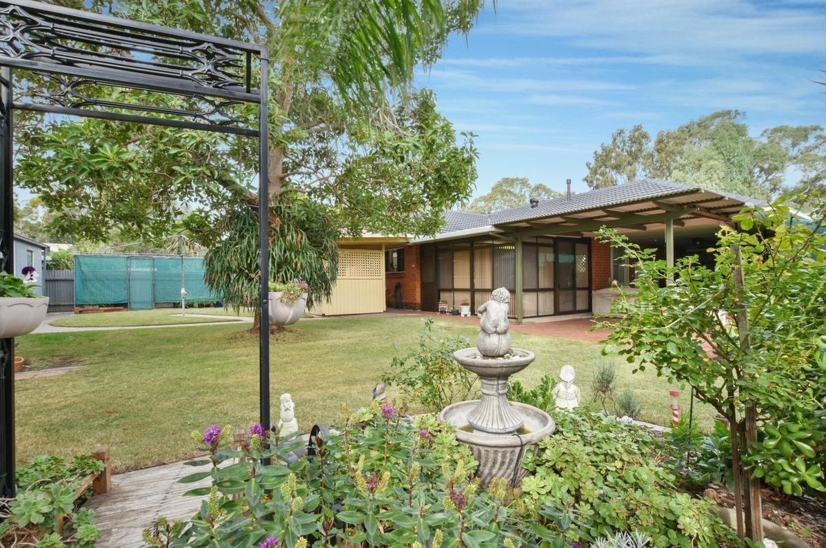 13 Creighton Ave Morphett Vale 5162