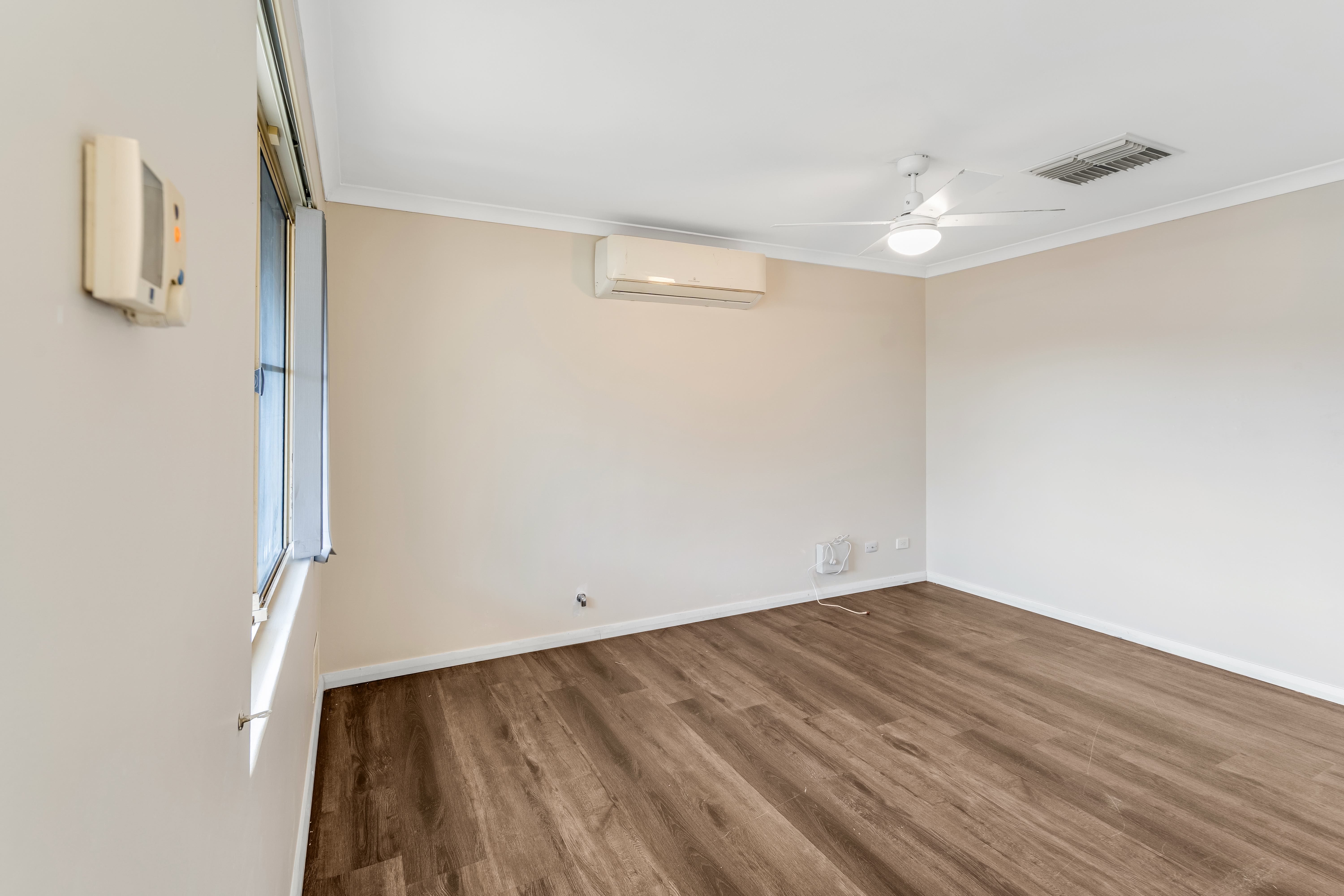 16/11 Firetail Place, Kenwick
