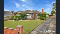 18 Torquay Avenue, Seaford VIC