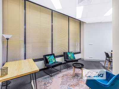 STONES CORNERS BEST EXPOSED FREESTANDER WITH THE LAND TO MATCH!