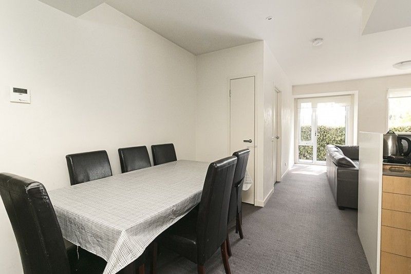 2/15 Liardet Street, Port Melbourne - Thumbnail 6